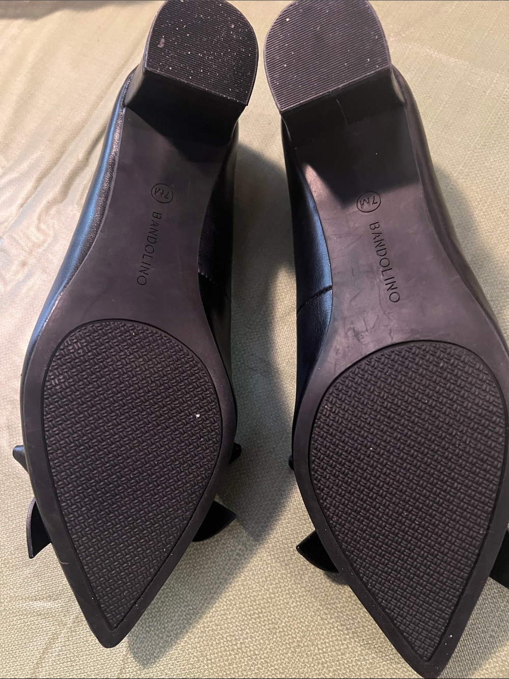 Bandolino Ladies Heels - Picture 2 of 4